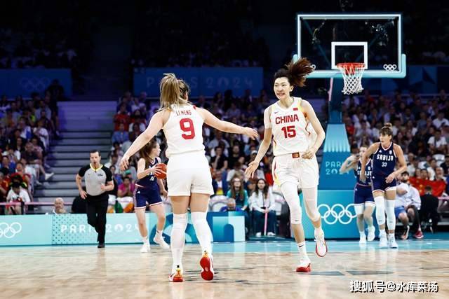 前药厂高层：拜仁仍是衡量一切的标杆；卡尔可到世界杯体验下（勒沃库森前高层：拜仁仍是行业标杆，建议卡尔赴世界杯取经）