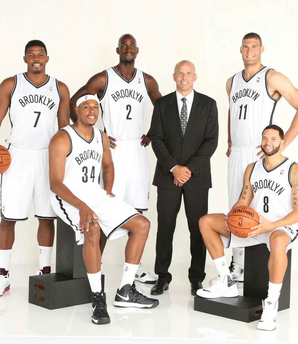 中国球员留洋要分几步走？看看日本足球的“参考答案”（中国球员如何分步留洋？日本足球给出示范）