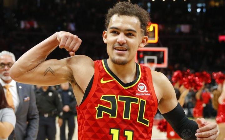 半场：海港0-0柔佛新山，陈威屡献神扑，格劳德尔逃红牌（半场战平：海港0-0柔佛新山，陈威连续神扑，格劳德尔险些染红）