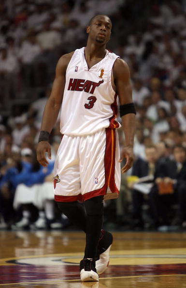 不愧是梅超锋，梅里诺本赛季各项赛事总计已经打进10球（火力全开！梅里诺本赛季各项赛事已收获10球）