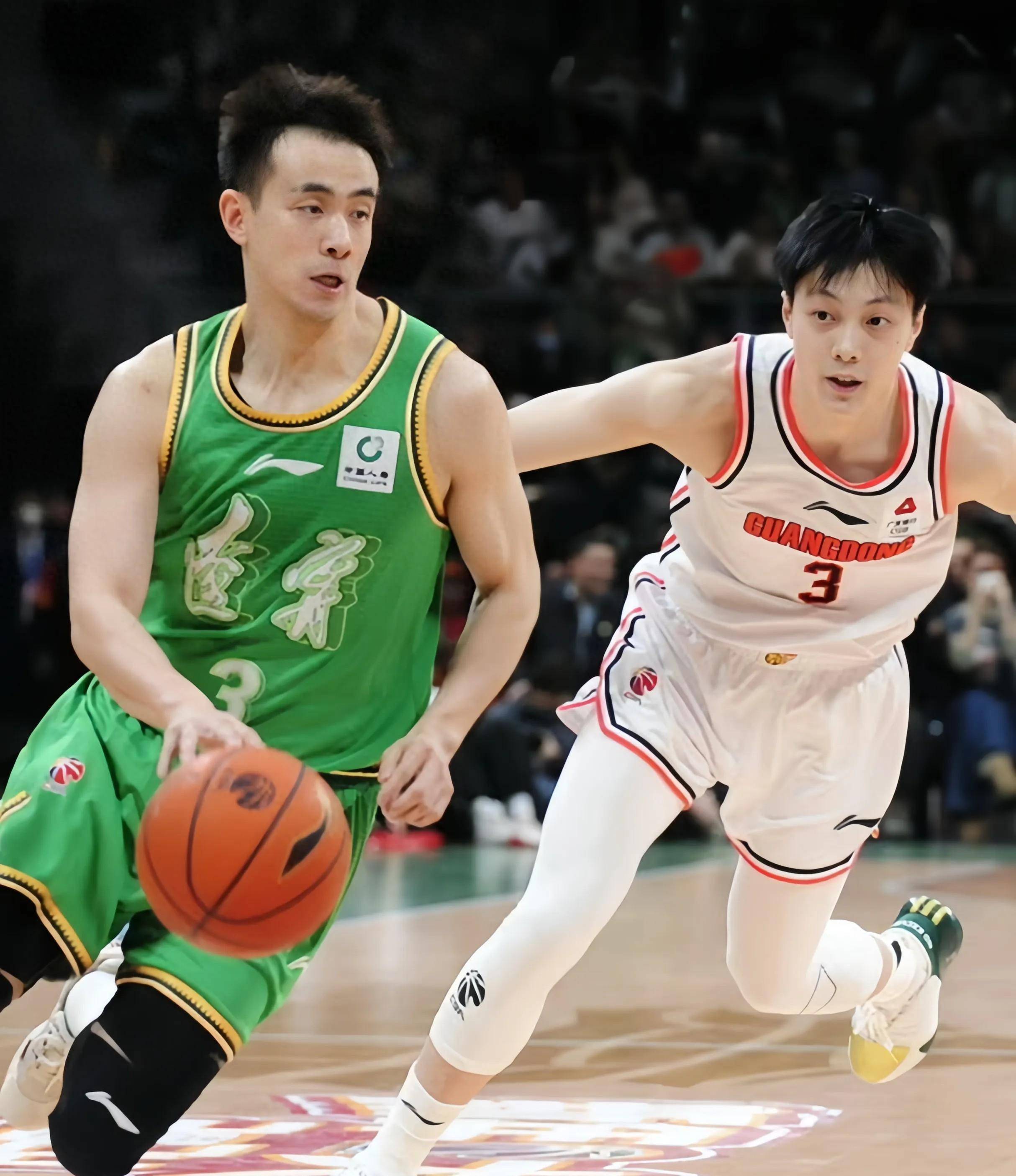 皇马跟队：库尔图瓦预计将伤缺10-12天（皇马随队记者：库尔图瓦预计伤停10至12天）