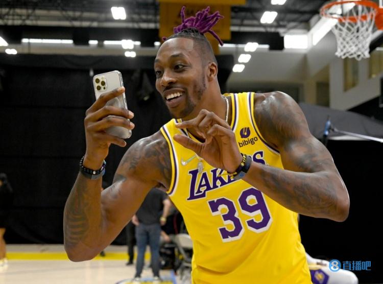 马卡：马塞洛之子恩佐-阿尔维斯首次入选欧青赛皇马U19大名单（马卡：马塞洛之子恩佐-阿尔维斯首度入围皇马U19欧青赛大名单）